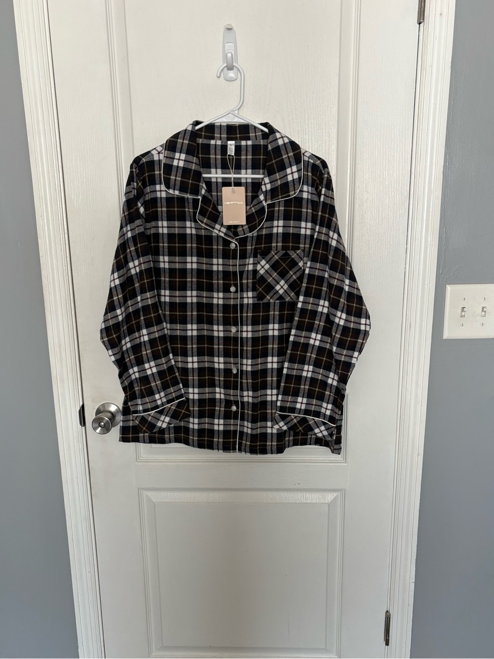 Heartnice Women’s Button-up Flannel XL New with Tags